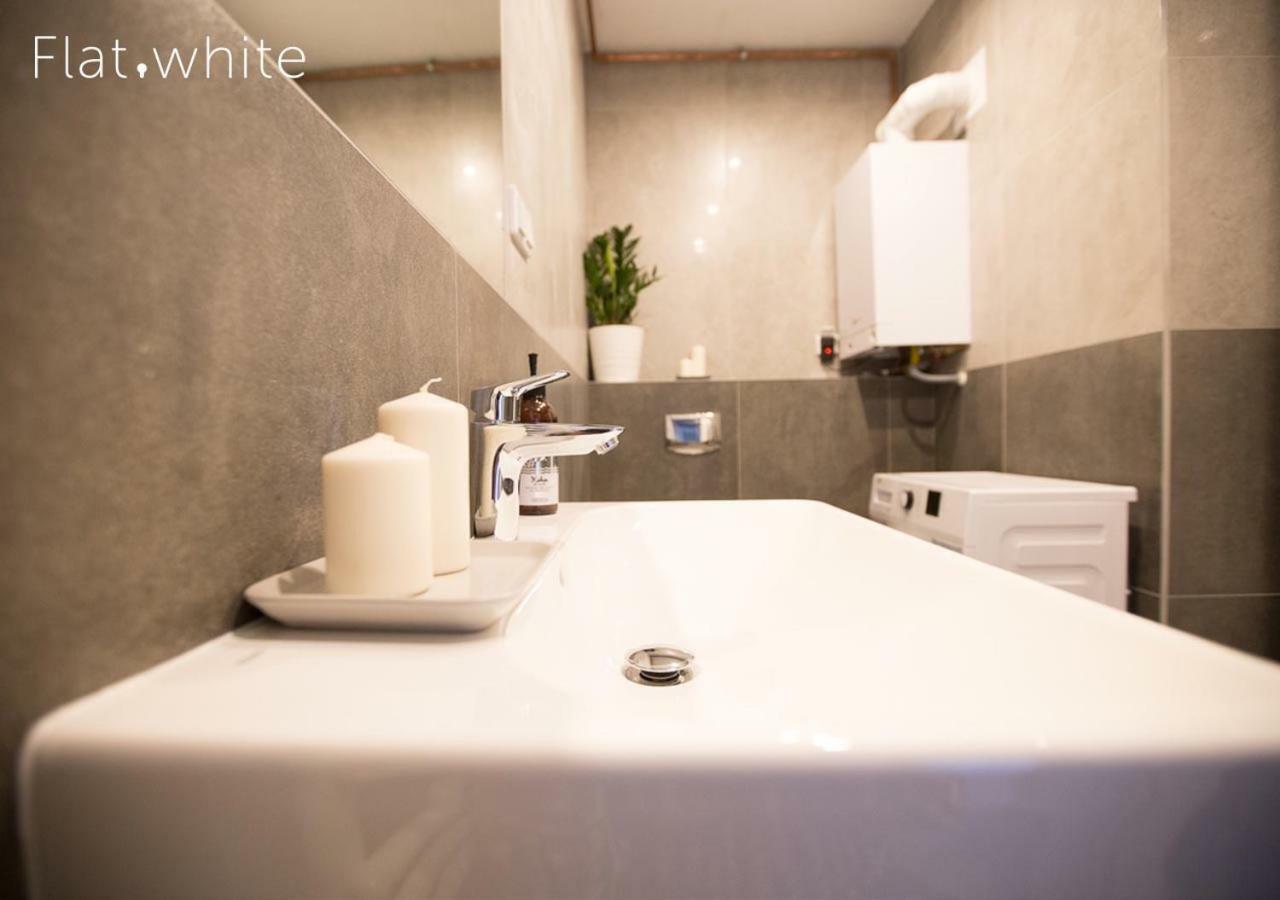 Apartamenty Flat White Zamkowa 4-6 Зелена Гура Екстер'єр фото