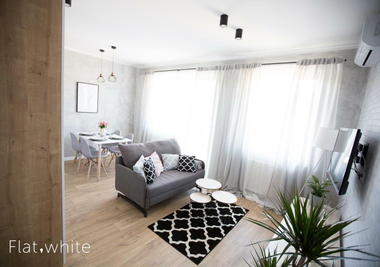 Apartamenty Flat White Zamkowa 4-6 Зелена Гура Екстер'єр фото