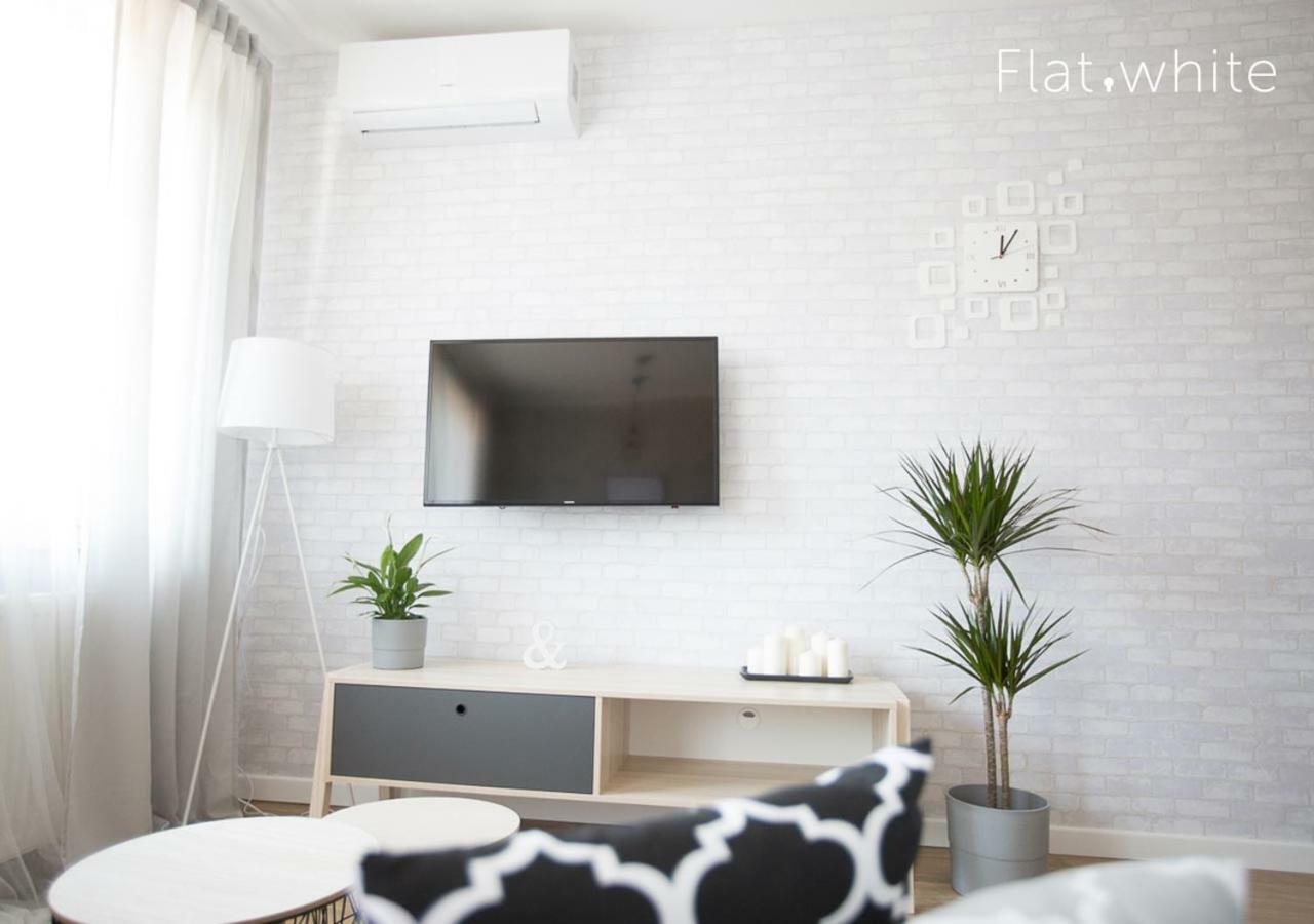 Apartamenty Flat White Zamkowa 4-6 Зелена Гура Екстер'єр фото