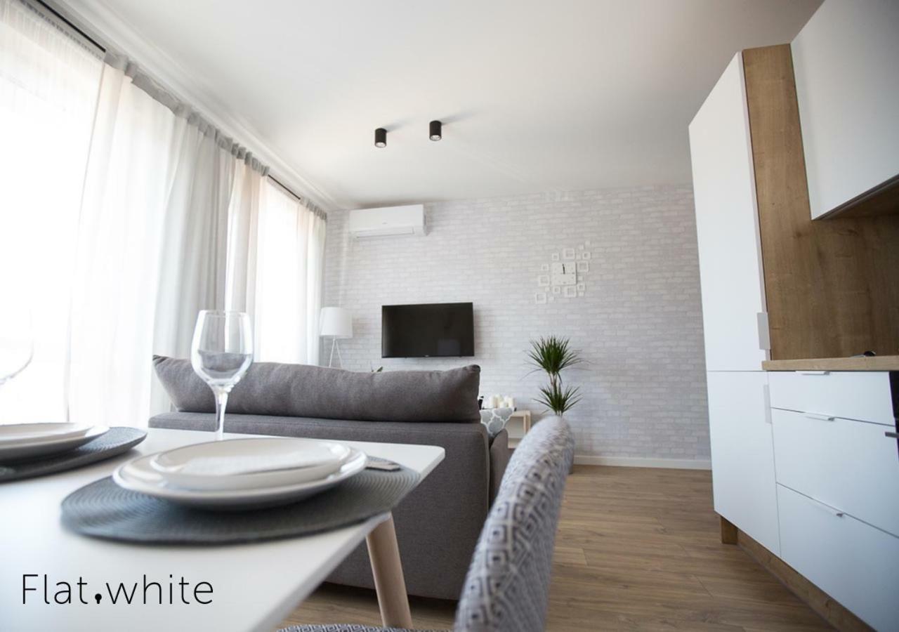 Apartamenty Flat White Zamkowa 4-6 Зелена Гура Екстер'єр фото