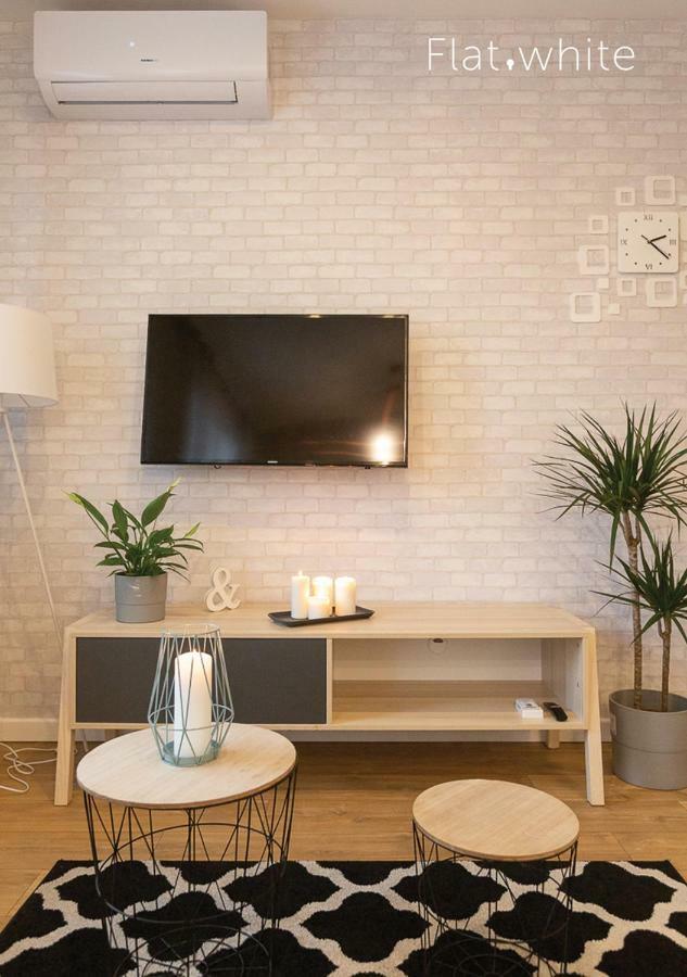 Apartamenty Flat White Zamkowa 4-6 Зелена Гура Екстер'єр фото